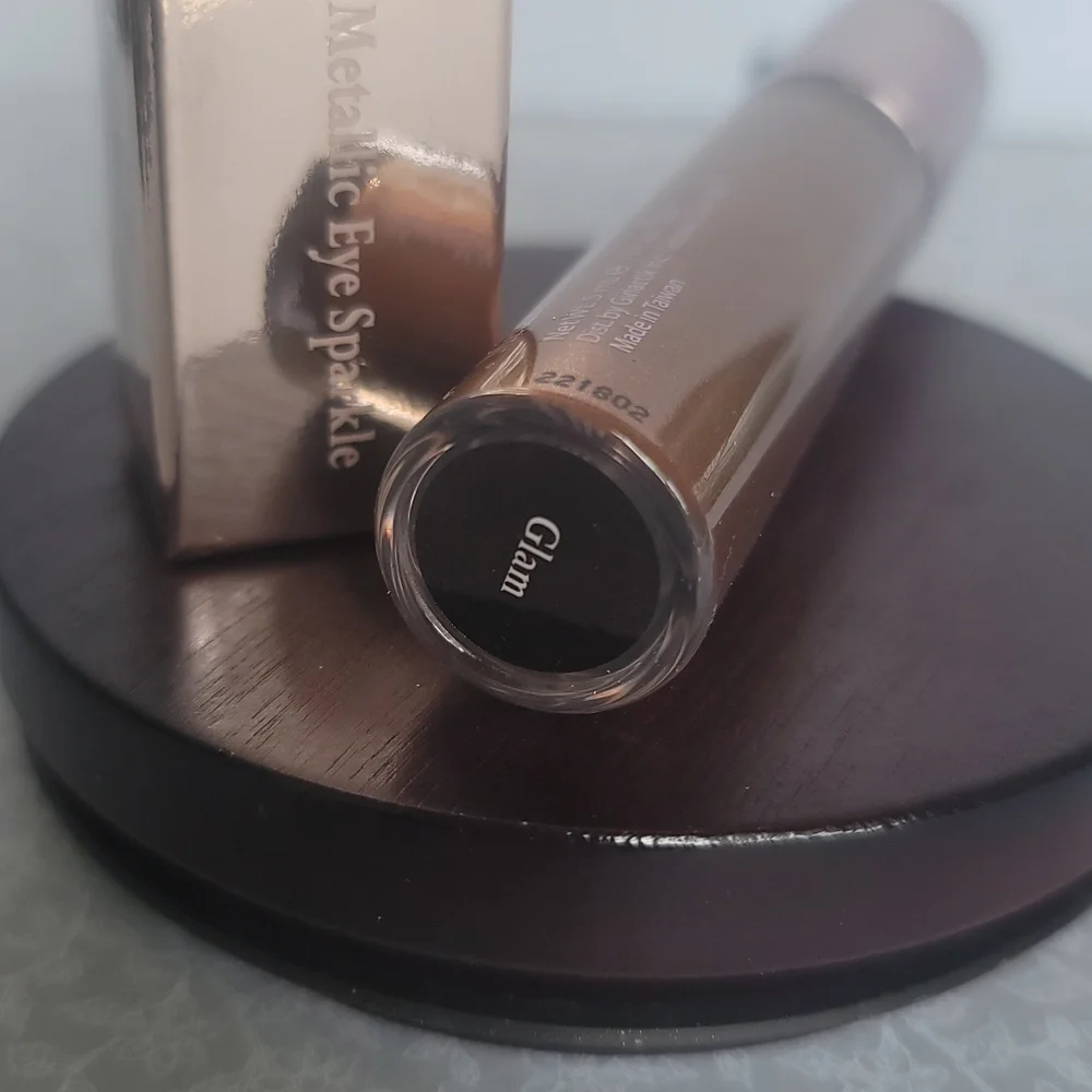 Girlactik Metallic Eye Sparkle - Glam